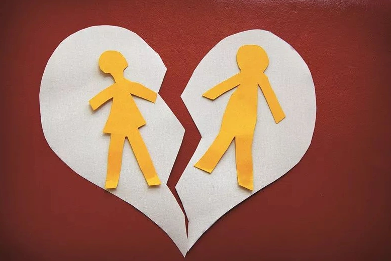 离婚两个孩子怎么分配？